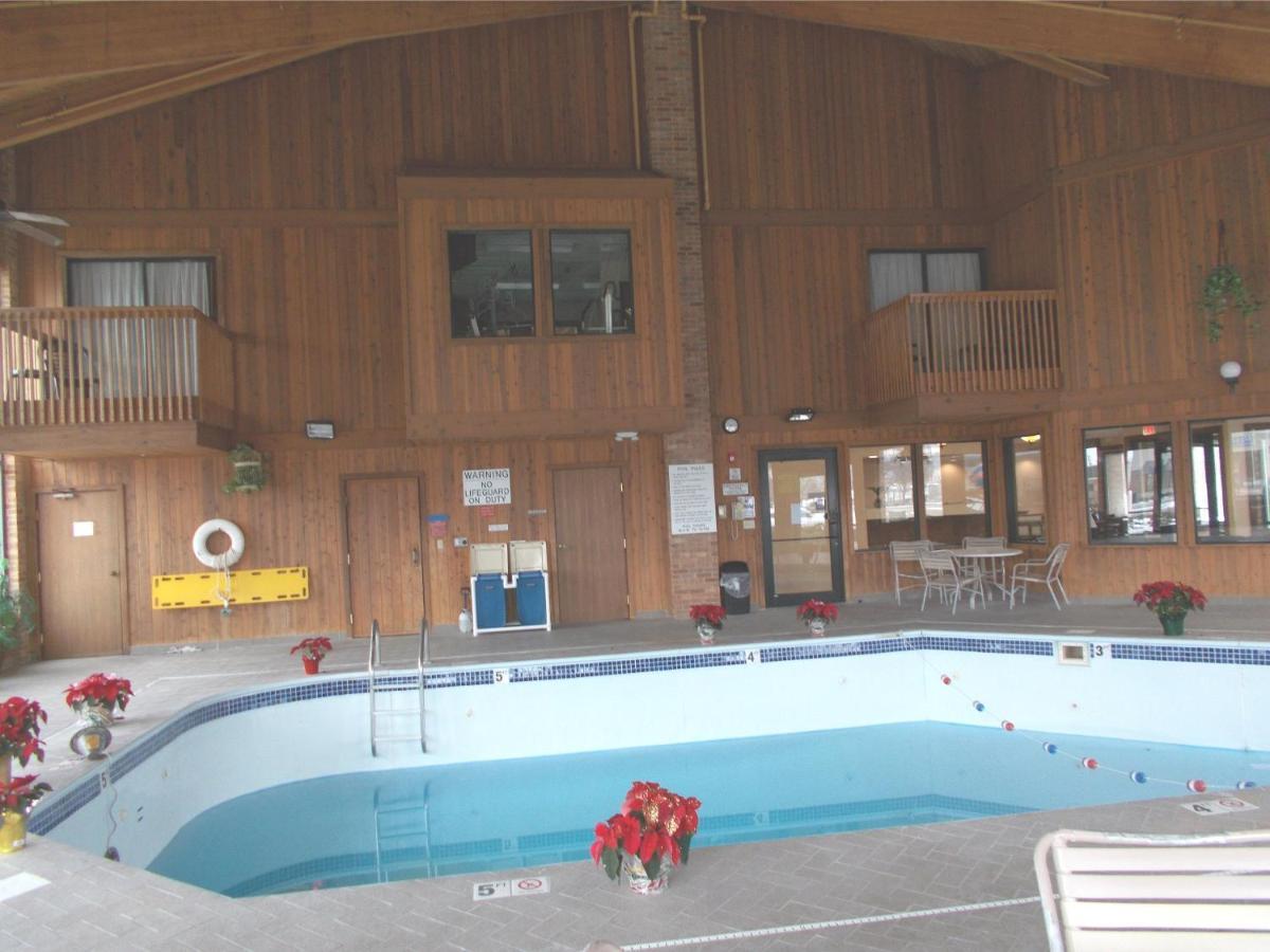 Royalton Inn And Suites, Wilmington,Ohio Bagian luar foto